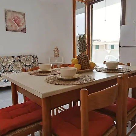 Apartment La Casa Sul Mare Sant Isidoro (Apulia)